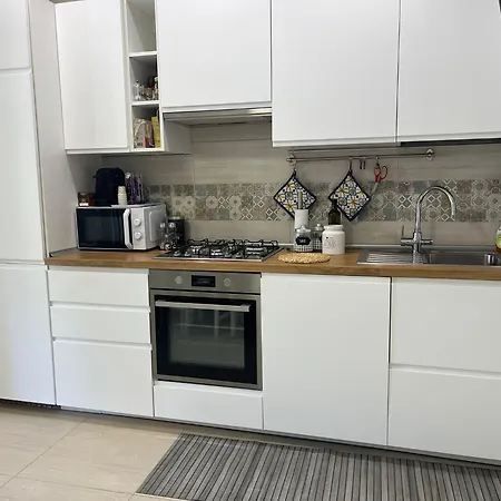 Maria Sulla Di Marina Di Zambrone Nel La Quercia * Mandaradoni