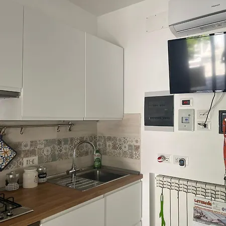 Maria Sulla Di Marina Di Zambrone Nel La Quercia