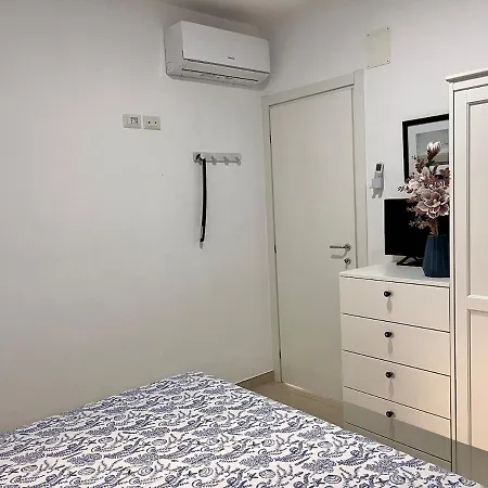 Maria Sulla Di Marina Di Zambrone Nel La Quercia Holiday home *