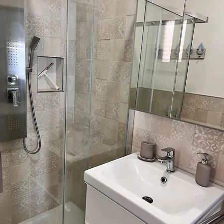 Maria Sulla Di Marina Di Zambrone Nel La Quercia *