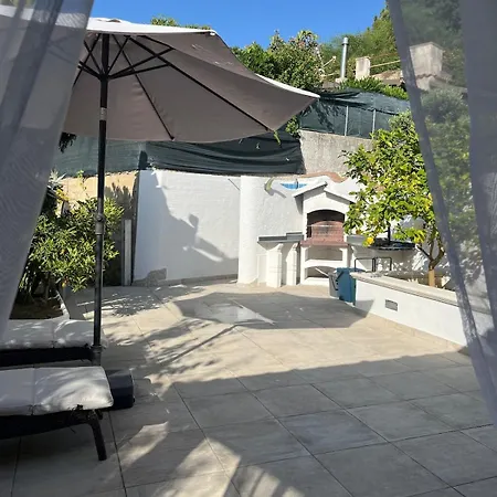 Maria Sulla Di Marina Di Zambrone Nel La Quercia