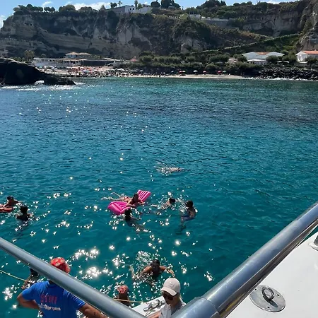 Casa de Férias Maria Sulla Di Marina Di Zambrone Nel La Quercia *