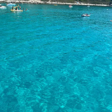 Maria Sulla Di Marina Di Zambrone Nel La Quercia * Mandaradoni