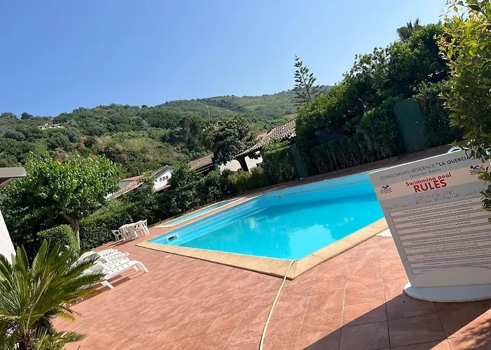 Maria Sulla Di Marina Di Zambrone Nel La Quercia