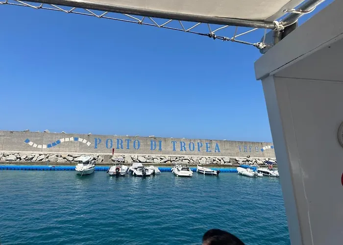 Maria Sulla Di Marina Di Zambrone Nel La Quercia *