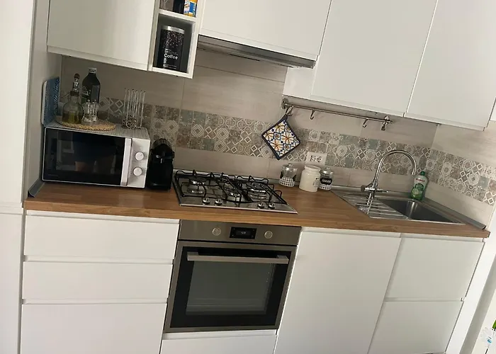 Maria Sulla Di Marina Di Zambrone Nel La Quercia * Mandaradoni