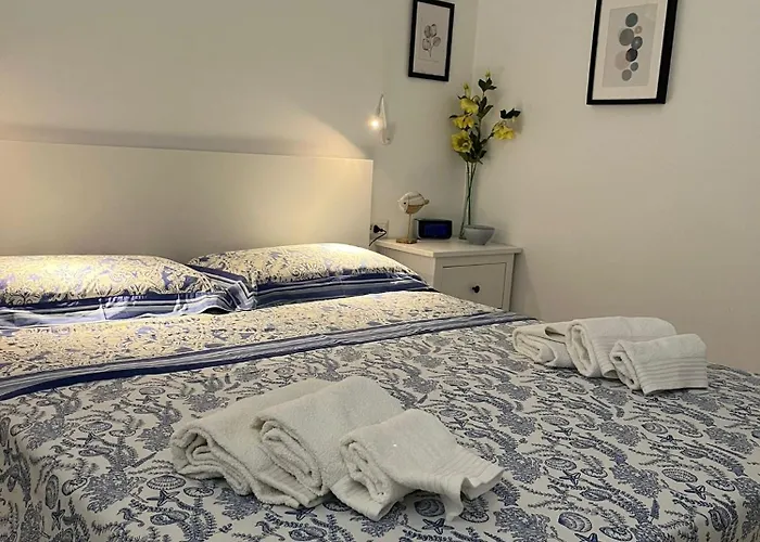 別荘 Maria Sulla Di Marina Di Zambrone Nel La Quercia Mandaradoni
