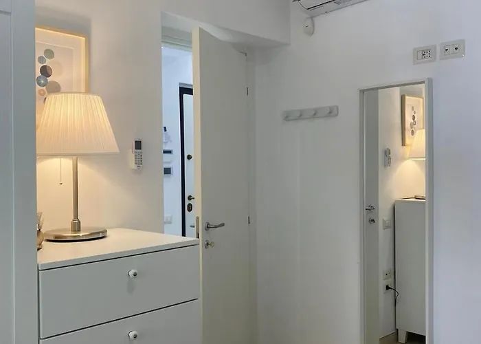 Maria Sulla Di Marina Di Zambrone Nel La Quercia