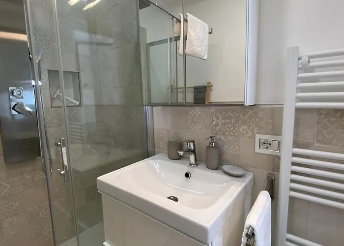 Maria Sulla Di Marina Di Zambrone Nel La Quercia *