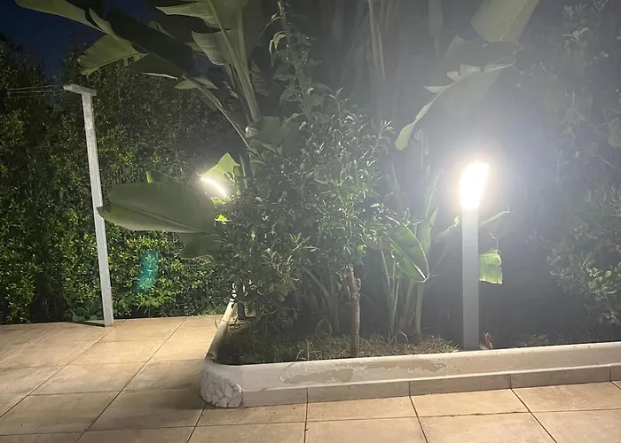 Maria Sulla Di Marina Di Zambrone Nel La Quercia * Mandaradoni