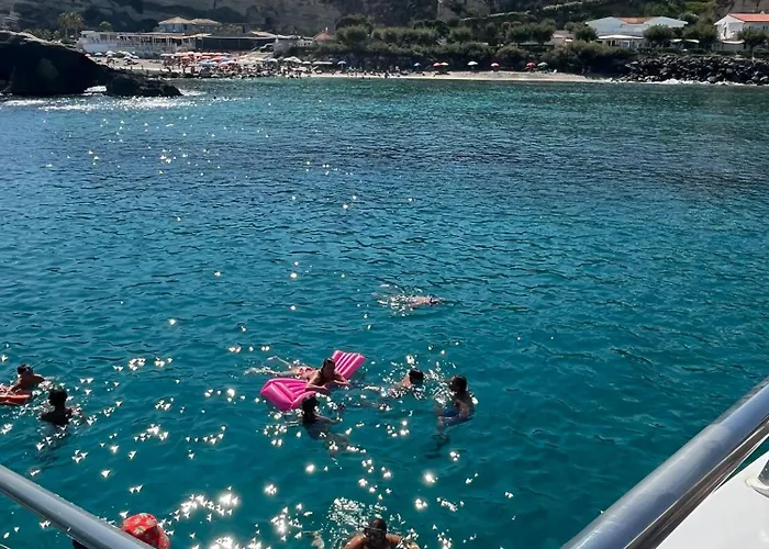 בית נופש Maria Sulla Di Marina Di Zambrone Nel La Quercia *